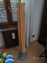 Espositore CD a torre