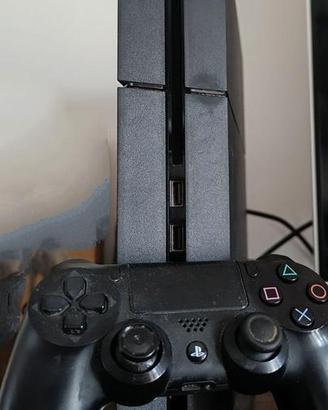PlayStation 4 e vari videogiochi