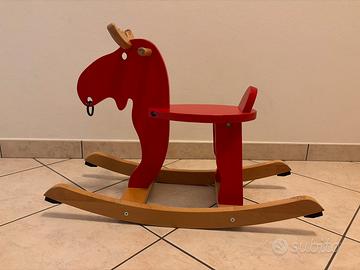 Cavallo renna a dondolo ikea