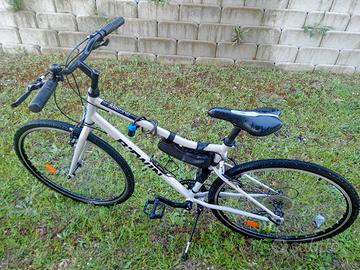 Bicicletta b-twin