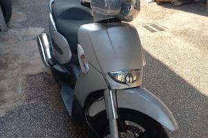 aprilia scarabeo 400