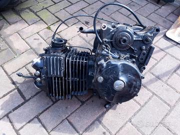 XL 600 R 83-86 : motore sella centralina carburato