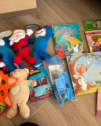 Set 18 giochi libri peluches braccioli