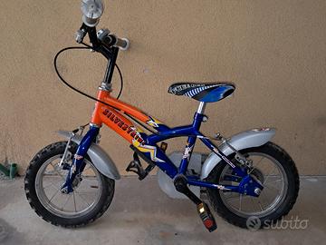 bicicletta bimbo 3 a sei anni con rotelle