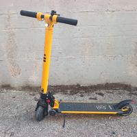 Monopattino elettrico x bambini 