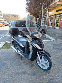 sh 150i nero anno 2011