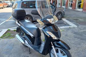 sh 150i nero anno 2011