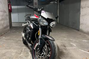 Street triple 765 rs