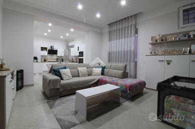 CASA SEMINDIPENDENTE A CASAGIOVE