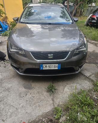 SEAT Leon 1.6 TDI 105 CV ST Start/Stop Style