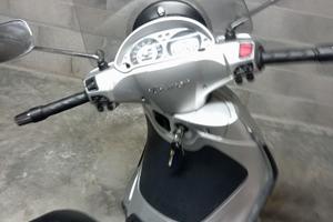 Beverly Tourer 300 ie