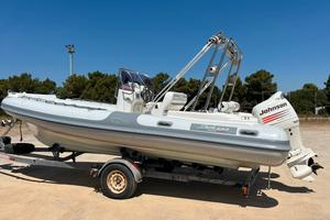Gommone Lomac Beluga 21 mt 6,30