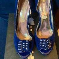 Decollette con tacco velluto blu con fiocco