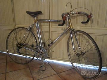 bicicletta sportiva
