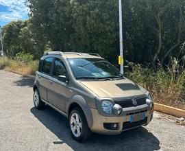 Panda 4x4 cross 1.3 Diesel 70 cv