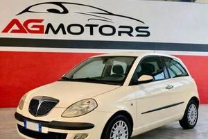Lancia Ypsilon Platino