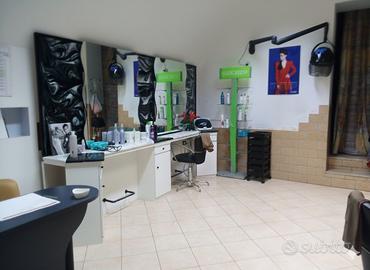 Arredamento Completo Salone Parrucchiera