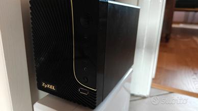 NAS Zyxel NSA 320