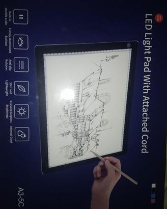 Tavoletta Luminosa A3, con staffa,pad luce 8000 lu