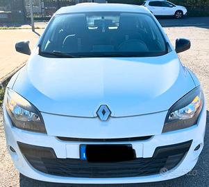 Renault megane 3 serie 1.5 dci 110 cv