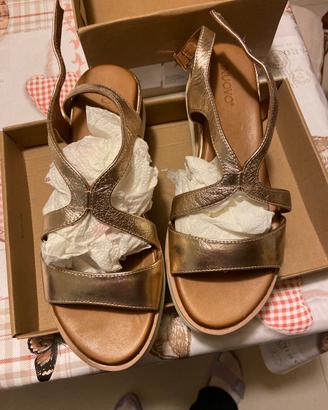 Sandali estivi inuovo