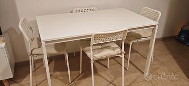 tavolo Ikea con sedie incluse