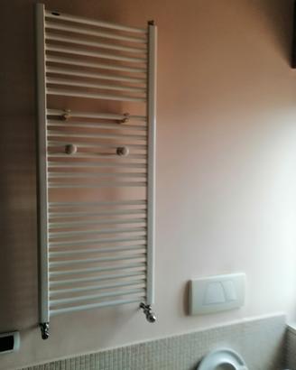 termoarredo in acciaio 