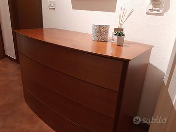 Comò Berloni in legno