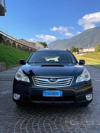 Subaru outback   2.0 awd