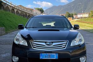 Subaru outback   2.0 awd