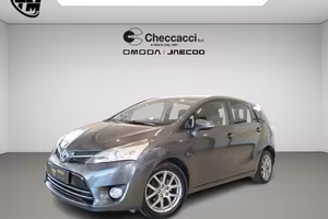 Toyota Verso 2.0d Active *7 POSTI*