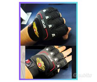 Guanti sportivi a mezza dita traspiranti e comodi