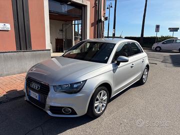 Audi A1 1.6 TDI 105 CV Attraction Sportback