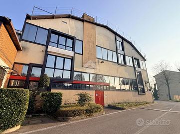 UFFICIO A CARATE BRIANZA