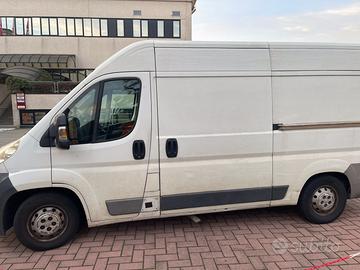 Furgone Peugeot boxer