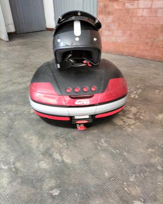 baule GIVI con chiave + casco