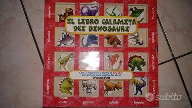 Libro calamita dinosauri 2004