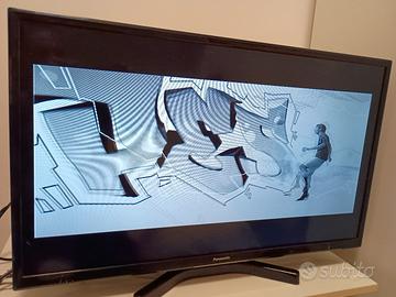 MONITOR led  PC /TV PANASONIC da 32 pollici 