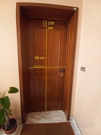 Portoncino d'ingresso in noce