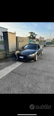 Vendo Audi tt roadster 2.0 tdi