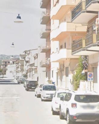 Locale commerciale a Locri