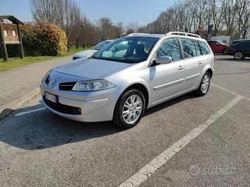 Renault Megane station wagon GPL 