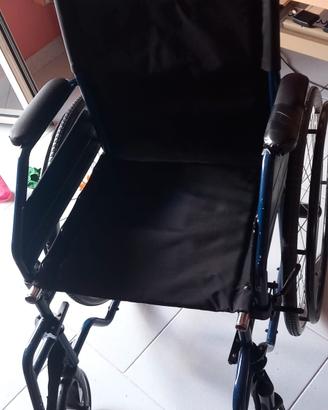  letto,carrozzina ,fascia ,e cuscino antide