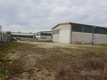 Capannone artigianale/ industriale