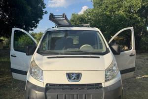 FURGONE PEUGEOT EXPERT