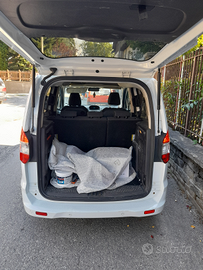 Ford tourneo courier