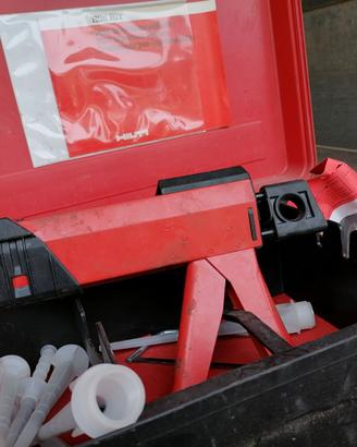 Pistola Hilti hit P2000 per ancorante chimico