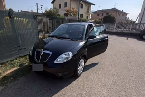 Lancia Y 2008
