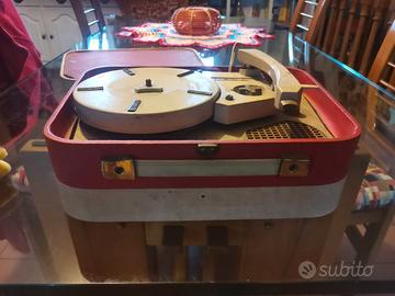 giradischi a valigetta vintage Lesa anni 60,