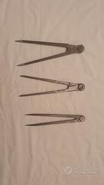 Set di n. 3 compassi antichi